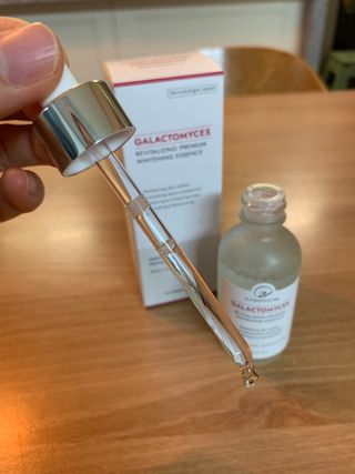 오투에니원 갈락토미세스 리바이탈라이징 프리미엄 화이트닝 에센스 50ml — 4.5점을 준 리뷰어가 2022년 12월 올린 사용 사진