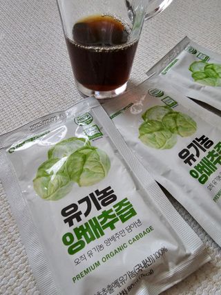 참앤들황토농원 국내산 유기농 양배추를 그대로 담은,  유기농 양배추즙  80ml X 30포 1박스 — 5점을 준 리뷰어가 2023년 3월 올린 사용 사진