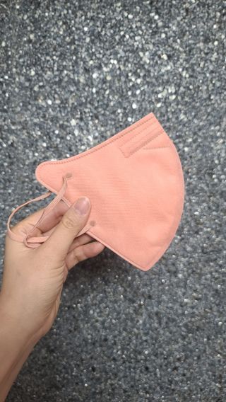 애니가드 셋업마스크 4컬러 각 10매입 [크리미베이지, 캐시미어로즈, 초콜렛브라운, 미드나잇네이비] — 5점을 준 리뷰어가 2022년 2월 올린 사용 사진