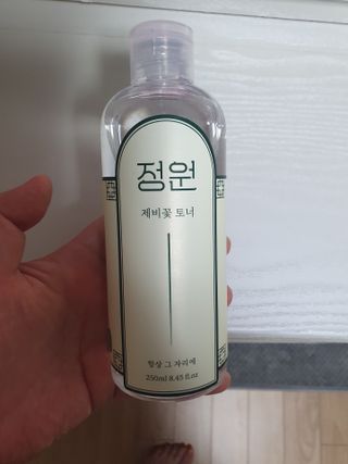 정원 제비꽃 토너 — 5점을 준 리뷰어가 2021년 8월 올린 사용 사진