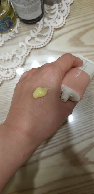 [후르디아] 끈적임 없는 착한성분 비건  핸드크림 3종 — 5점을 준 리뷰어가 2022년 11월 올린 사용 사진