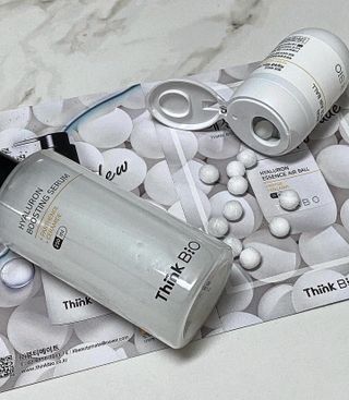 씽크바이오 히알루론 에센스 에어볼 28ea/ 부스팅 세럼 250ml 2종 세트 — 5점을 준 리뷰어가 2022년 8월 올린 사용 사진