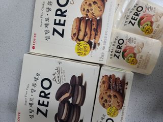ZERO (초콜릿 칩 쿠키, 카카오 케이크, 후르츠 젤리, 아이스 콜라, 아이스 초코바) — 5점을 준 리뷰어가 2022년 6월 올린 사용 사진