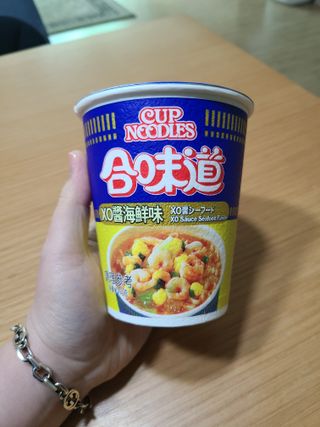 NISSIN 닛신 컵누들  4종 - 씨푸드오리지날, 씨푸드 스파이시, 씨푸드 커리, 씨푸드 XO소스 — 5점을 준 리뷰어가 2022년 5월 올린 사용 사진