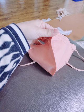 애니가드 셋업마스크 4컬러 각 10매입 [크리미베이지, 캐시미어로즈, 초콜렛브라운, 미드나잇네이비] — 5점을 준 리뷰어가 2022년 2월 올린 사용 사진