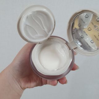 세렌디뷰티 라블룸 너리싱 리페어 크림 — 4점을 준 리뷰어가 2021년 3월 올린 사용 사진