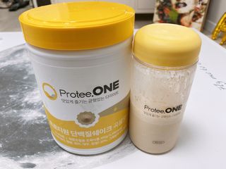 프로티원 단백질쉐이크 곡물맛 2주분 1통+보틀 — 4.5점을 준 리뷰어가 2021년 4월 올린 사용 사진