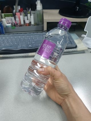 몽베스트 [MONTBEST]위드어스 500mL 20병 — 5점을 준 리뷰어가 2024년 3월 올린 사용 사진