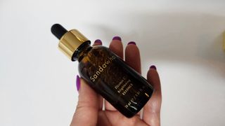 스킨큐어 산다화 비타민c 화이트닝 에센스 30ml — 4점을 준 리뷰어가 2023년 12월 올린 사용 사진