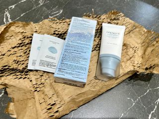 [스킨1004] 마다가스카르 센텔라 히알루-시카 워터핏 선세럼 50ml — 5점을 준 리뷰어가 2024년 5월 올린 사용 사진