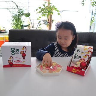 폭신 쫄깃 식감 로맨스, 몽키나나 젤리 8봉지 — 5점을 준 리뷰어가 2021년 2월 올린 사용 사진