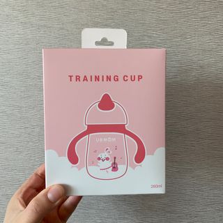유비맘 트라이탄 코니빨대컵_컬러 랜덤 발송 — 3점을 준 리뷰어가 2021년 3월 올린 사용 사진