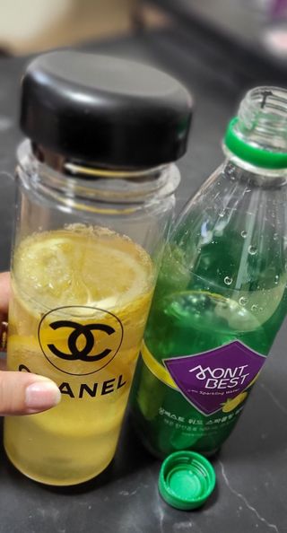 몽베스트 Montbest with Sparkling water Lemon OR Lime 20병(랜덤) — 5점을 준 리뷰어가 2022년 8월 올린 사용 사진