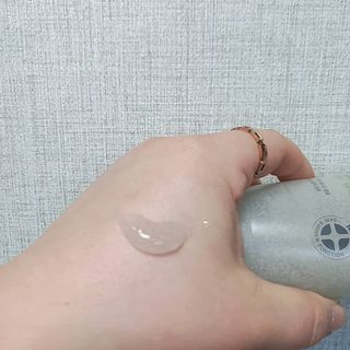더마비 프레쉬 모이스처 스크럽 바디 워시 — 5점을 준 리뷰어가 2021년 4월 올린 사용 사진
