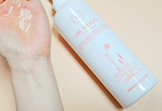 프리[닥터문] 유산균 락토케어 질경초 여성청결제 1000ml (젤타입) — 5점을 준 리뷰어가 2022년 5월 올린 사용 사진