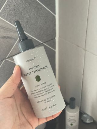 심플리오 비오틴 탈모케어 솔루션 3종 샴푸500ml+앰플100ml+워터 트리트먼트 250ml — 5점을 준 리뷰어가 2022년 7월 올린 사용 사진