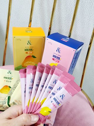 비타앤C 레몬맛, 망고맛 — 5점을 준 리뷰어가 2021년 5월 올린 사용 사진