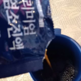 참앤들황토농원 국내산 흑염소를 정성스럽게 담은, 프리미엄 흑염소 진액 70ml x 30포 1박스 — 5점을 준 리뷰어가 2023년 1월 올린 사용 사진