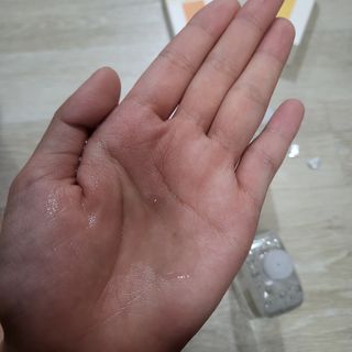 [녹산] 비건 대나무 밸런싱 수분 토너 + 비건 바이오 비타 에센스 — 5점을 준 리뷰어가 2022년 11월 올린 사용 사진