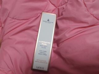 산수시 일루미네이팅 펄 영양 다크서클 스틱 아이 크림 케어 15ml — 5점을 준 리뷰어가 2021년 6월 올린 사용 사진