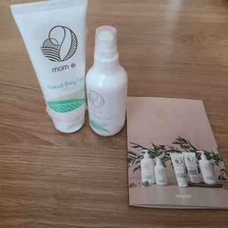 mom e 맘이 내추럴 베이비 케어 크림+바디오일 — 5점을 준 리뷰어가 2021년 1월 올린 사용 사진