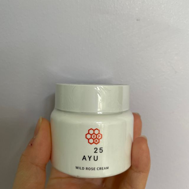 AYU25[아유트웬티파이브]다마스크로즈워터 베이스 천연 수분 촉촉 크림 리뷰 사진