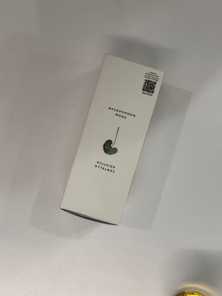 [스킨1004] 마다가스카르 센텔라 앰플 100ml — 5점을 준 리뷰어가 2024년 5월 올린 사용 사진
