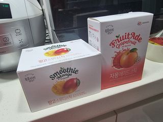 [복음자리] 바리스타 패키지 2종 랜덤발송 (딸기스무디 스틱+샤인머스캣에이드 or 망고스무디+자몽에이드) — 5점을 준 리뷰어가 2022년 7월 올린 사용 사진