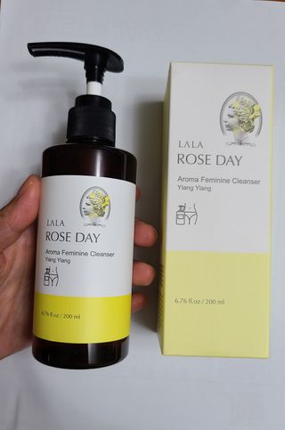 라라로즈데이 시즌2 여성청결제 200ml 아로마 페미민 클렌저, 독일더마인증 — 5점을 준 리뷰어가 2021년 9월 올린 사용 사진