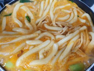 [푸딩팩토리] 로제누들떡볶이 500g / 까르보나라크림누들떡볶이 500g — 4점을 준 리뷰어가 2022년 7월 올린 사용 사진