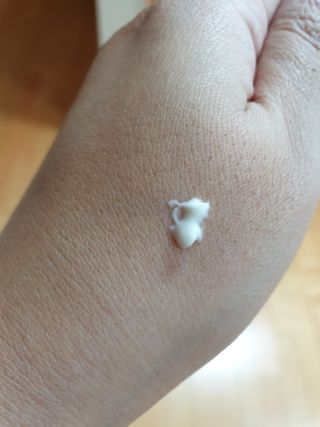 mom e 맘이 내추럴 베이비 케어 샴푸앤바스+로션 — 5점을 준 리뷰어가 2021년 1월 올린 사용 사진