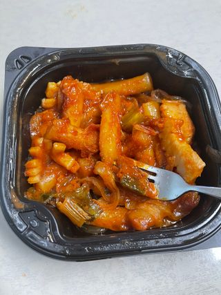 한성기업 무볼레 닭떡볶이+해물떡볶이 2종 세트 — 3점을 준 리뷰어가 2021년 10월 올린 사용 사진