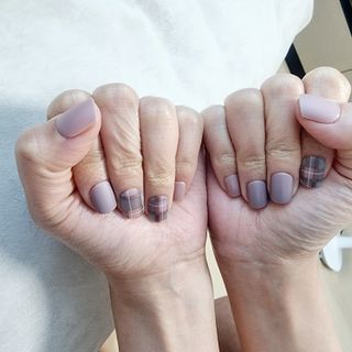 데싱디바 매직프레스 레귤러 스퀘어_6종 중 택 1 — 4점을 준 리뷰어가 2021년 9월 올린 사용 사진