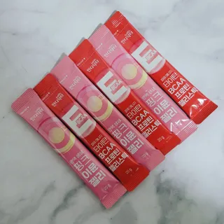 인디닥터 면역 생생 핑크 이뮨 젤리 + 타이탄 BCAA 프로틴 젤리스틱 — 5점을 준 리뷰어가 2022년 4월 올린 사용 사진