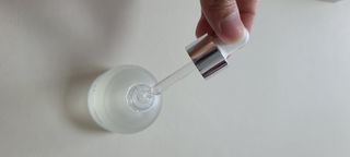 브에노 파리퀸 윌 페이스 오일 — 5점을 준 리뷰어가 2021년 6월 올린 사용 사진
