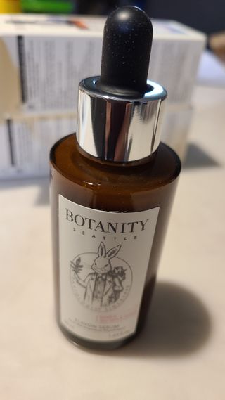 보타니티 [홍]조[진]정[결]케어 플라본 부스터 210ml / 플라본 세럼 50ml — 5점을 준 리뷰어가 2022년 7월 올린 사용 사진