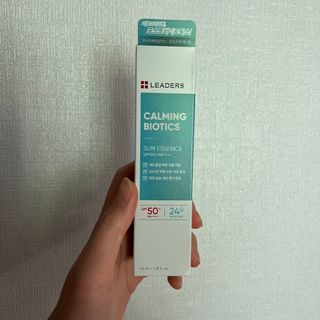 리더스코스메틱 리더스 카밍 바이오틱스 선 에센스 SPF 50+ PA++++ — 5점을 준 리뷰어가 2022년 6월 올린 사용 사진