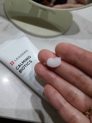 리더스코스메틱 리더스 카밍 바이오틱스 크림 마스크 — 5점을 준 리뷰어가 2021년 8월 올린 사용 사진