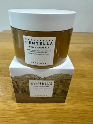 스킨1004 [SKIN1004] 마다가스카르 센텔라 퀵 카밍 패드 70매 130ml — 5점을 준 리뷰어가 2024년 9월 올린 사용 사진