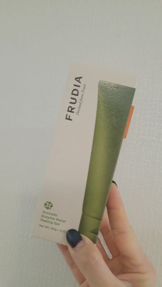 [후르디아] 아보카도 비건 약산성 효소필링젤 — 5점을 준 리뷰어가 2024년 3월 올린 사용 사진