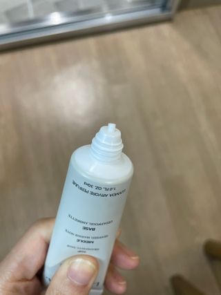 러브모아 향수 고체향수 승무원 고체향수 바르는 향수 니치향수 도손 우드세이지 앤 씨솔트 — 5점을 준 리뷰어가 2022년 11월 올린 사용 사진