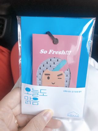 심폐소생소 [오늘도맑음] 차량용 악세사리 공기청정필터 이태리산 자동차용품 내부꾸미기 — 5점을 준 리뷰어가 2021년 12월 올린 사용 사진