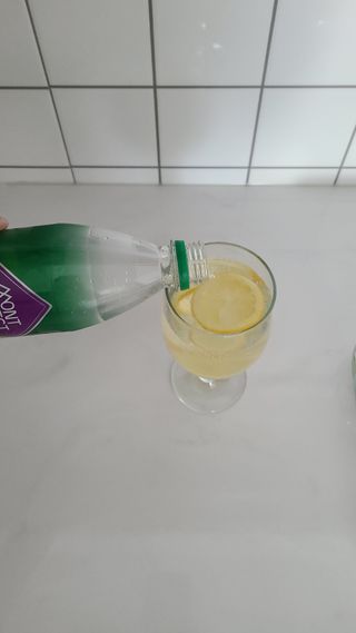 몽베스트 Montbest with Sparkling water Lime20병 — 5점을 준 리뷰어가 2022년 12월 올린 사용 사진