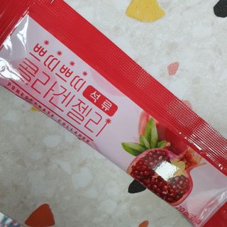 헬스업_쁘띠쁘띠석류콜라겐젤리_20g x 14포 — 5점을 준 리뷰어가 2021년 3월 올린 사용 사진