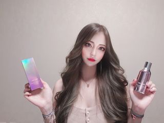 Re:NK 리엔케이 핑크 볼륨 래디언스 컬러크림 — 5점을 준 리뷰어가 2021년 7월 올린 사용 사진