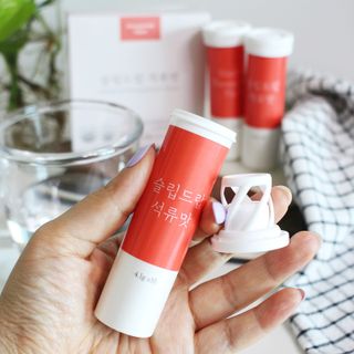 [슬림드랍 석류맛] 건기식 다이어트 보조제 겸 비타민 — 4점을 준 리뷰어가 2022년 3월 올린 사용 사진