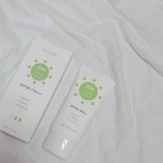 메타포레 12PM  카밍 선스크린 — 5점을 준 리뷰어가 2021년 8월 올린 사용 사진