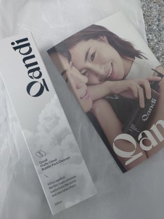헤어플러스 콴디 플러피 클라우드 버블 팩 클렌저 — 5점을 준 리뷰어가 2021년 4월 올린 사용 사진