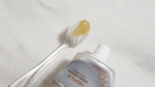 에브리모먼트 에브리 모먼트 칫솔 Every moment toothbrush — 5점을 준 리뷰어가 2022년 2월 올린 사용 사진