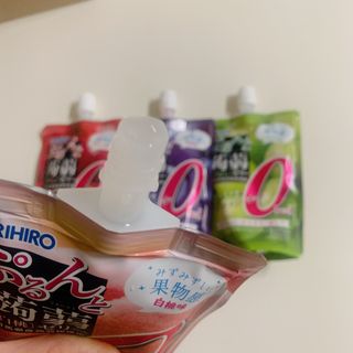ORIHIRO 오리히로 곤약젤리 제로칼로리 130g 4종 4팩(맛별로 1팩씩) — 5점을 준 리뷰어가 2022년 12월 올린 사용 사진